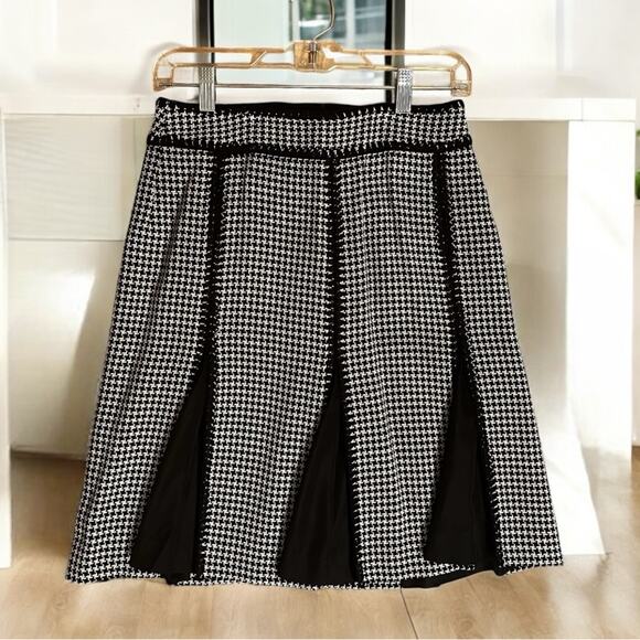 NEW Ann Taylor Career Houndstooth Plaid Paneled Flutter A-line Knee Skirt 0 NWOT - Picture 4 of 16